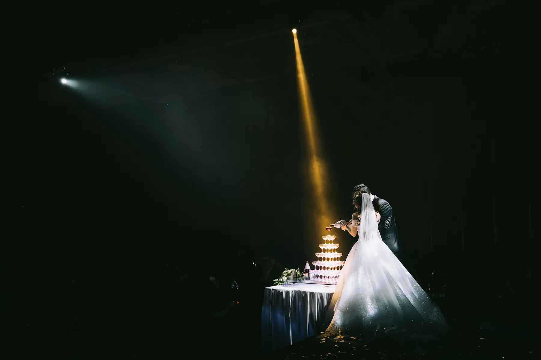 pinspot lighting wedding
